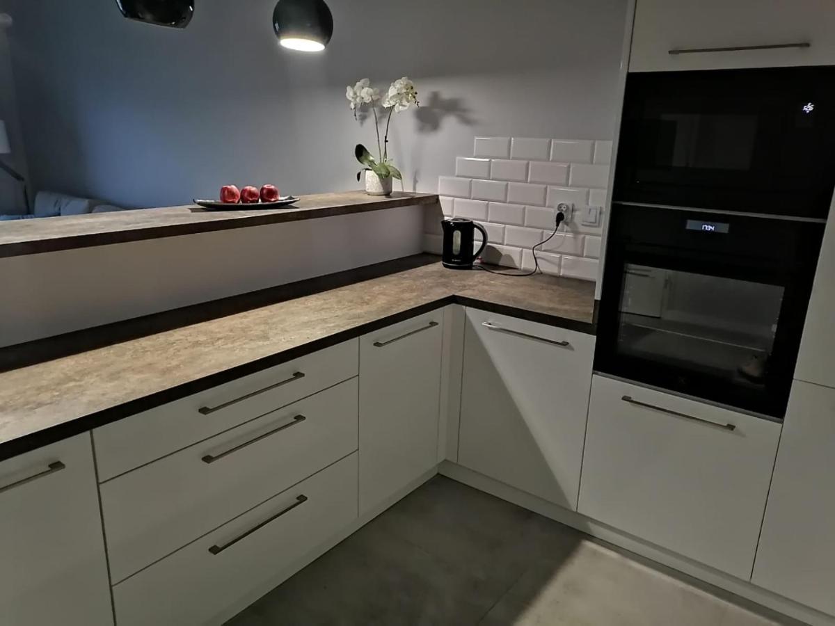 Appartamento Celebryta - Apartament Ustronie Morskie Esterno foto