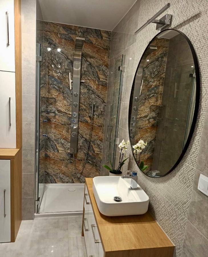 Appartamento Celebryta - Apartament Ustronie Morskie Esterno foto