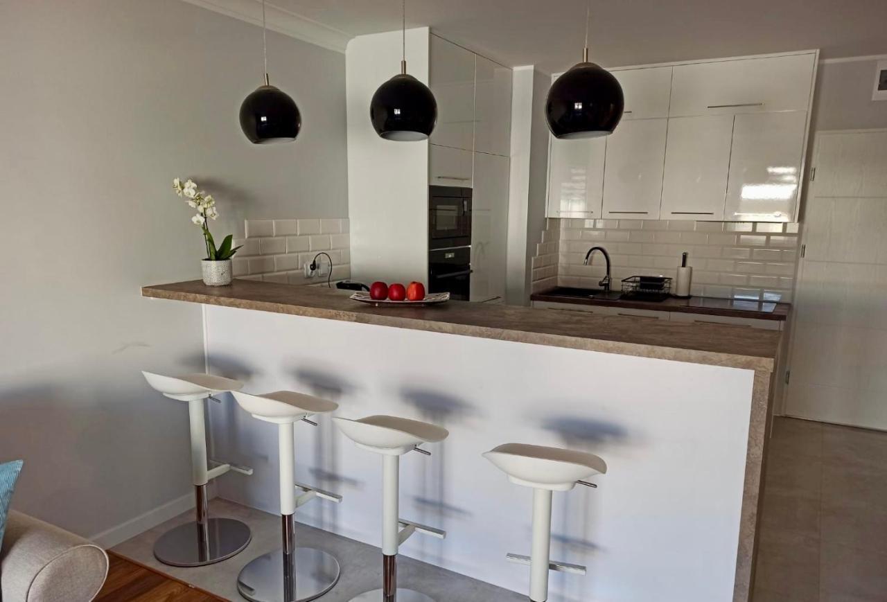 Appartamento Celebryta - Apartament Ustronie Morskie Esterno foto