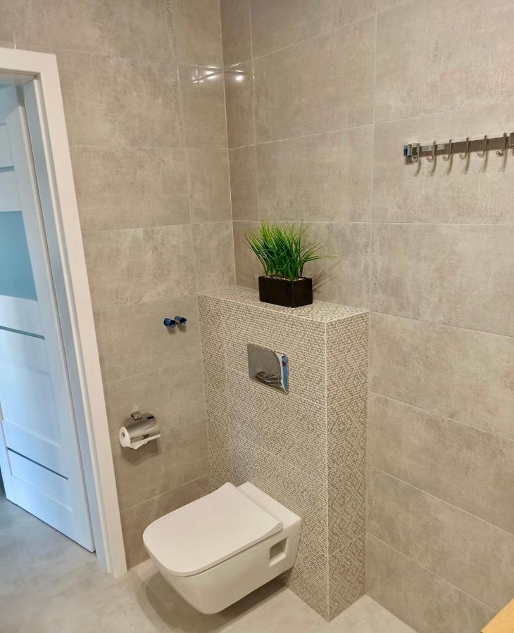 Appartamento Celebryta - Apartament Ustronie Morskie Esterno foto