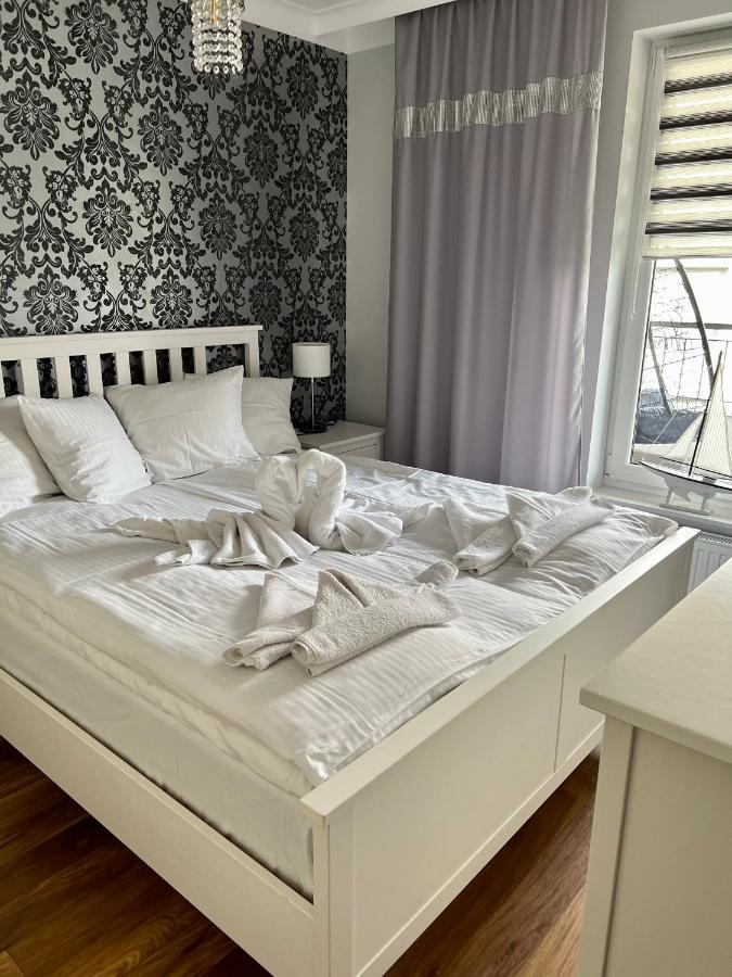 Appartamento Celebryta - Apartament Ustronie Morskie Esterno foto