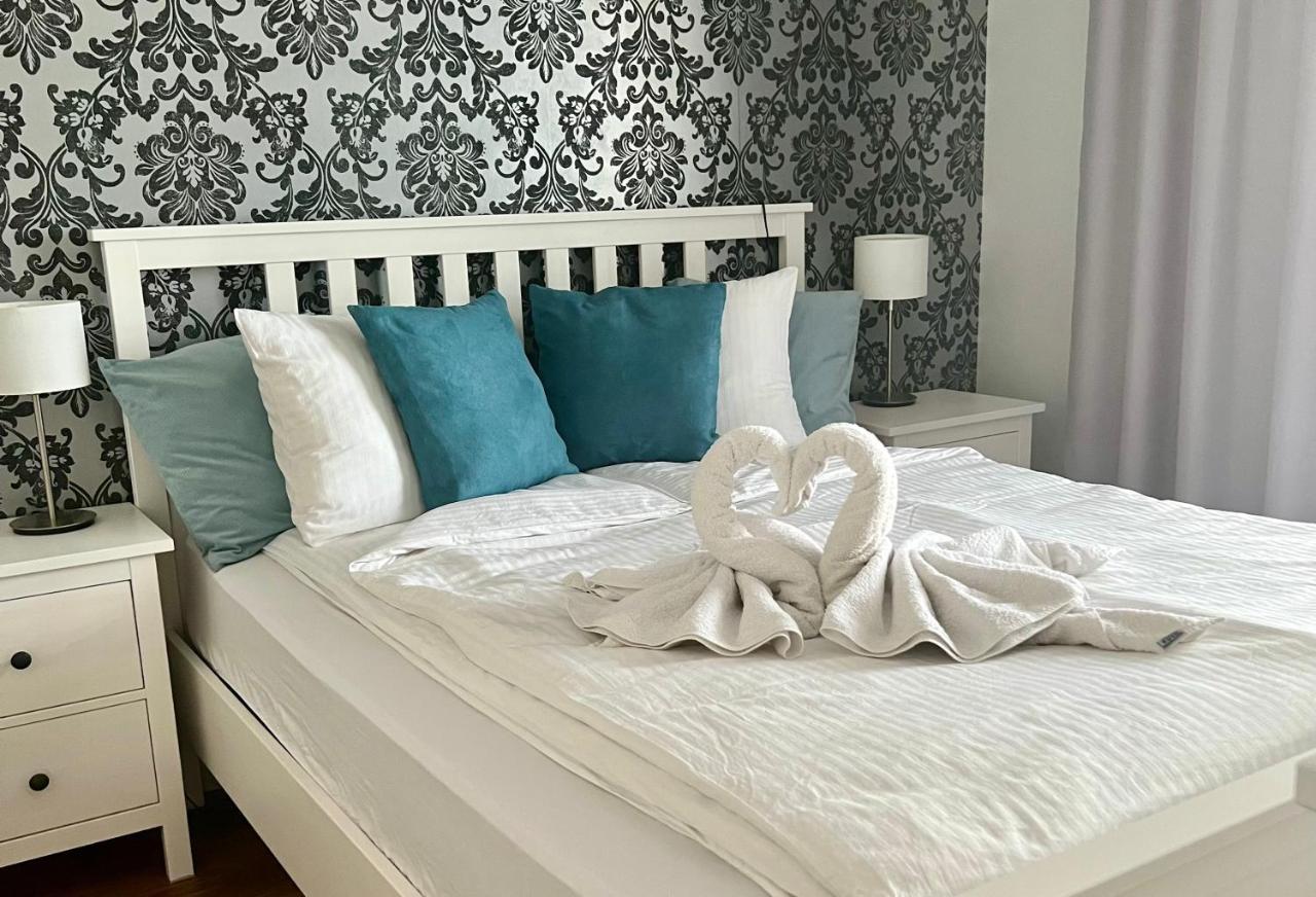 Appartamento Celebryta - Apartament Ustronie Morskie Esterno foto